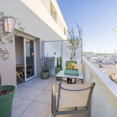 Olyvea Mediterraneenne Avec Vue Sur Le Port Et La Mer, A 2 Minutes Des Plages Apartment *